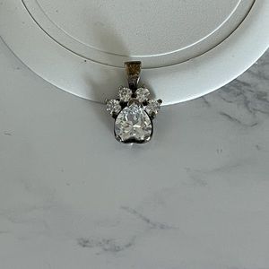 Paw-shaped Pendant